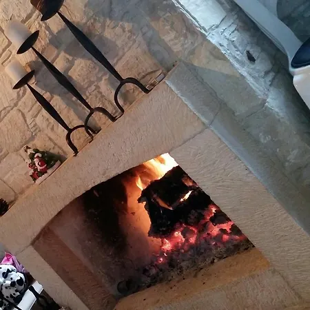 Traditional Stone House ロフウ