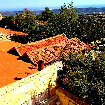 Traditional Stone House ヴィラ