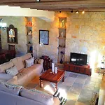 Traditional Stone House Villa *