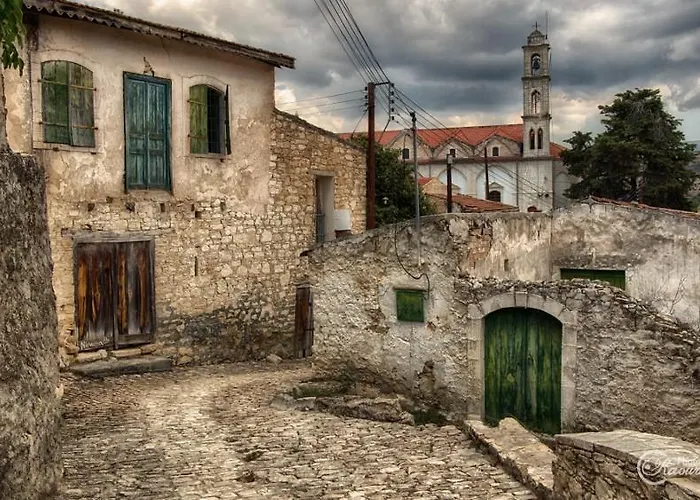 Traditional Stone House Vila