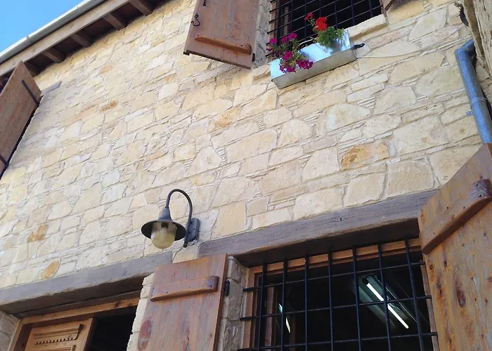 Vila Traditional Stone House Lofou