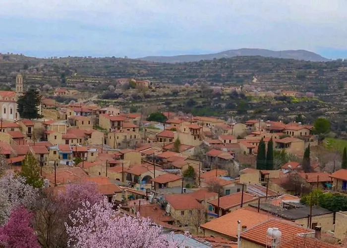 Traditional Stone House Lofou